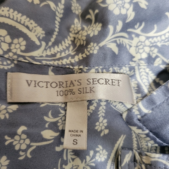 VS/PINK Silk pj top - Picture 2 of 4